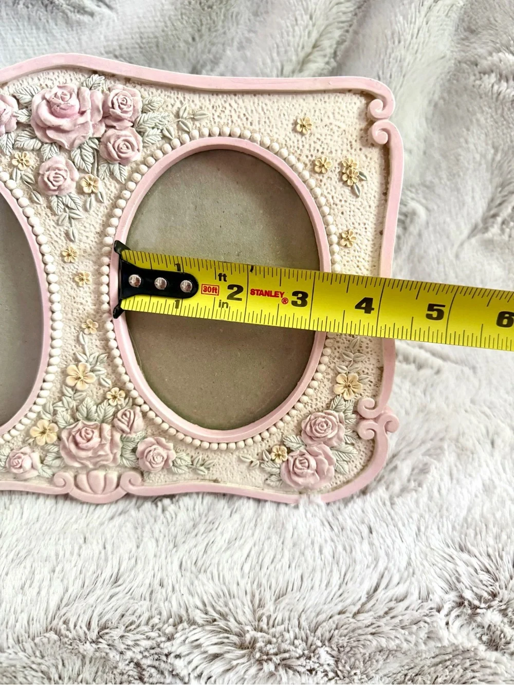Vintage-Inspired Double Photo Frame - Pink Rose Design
